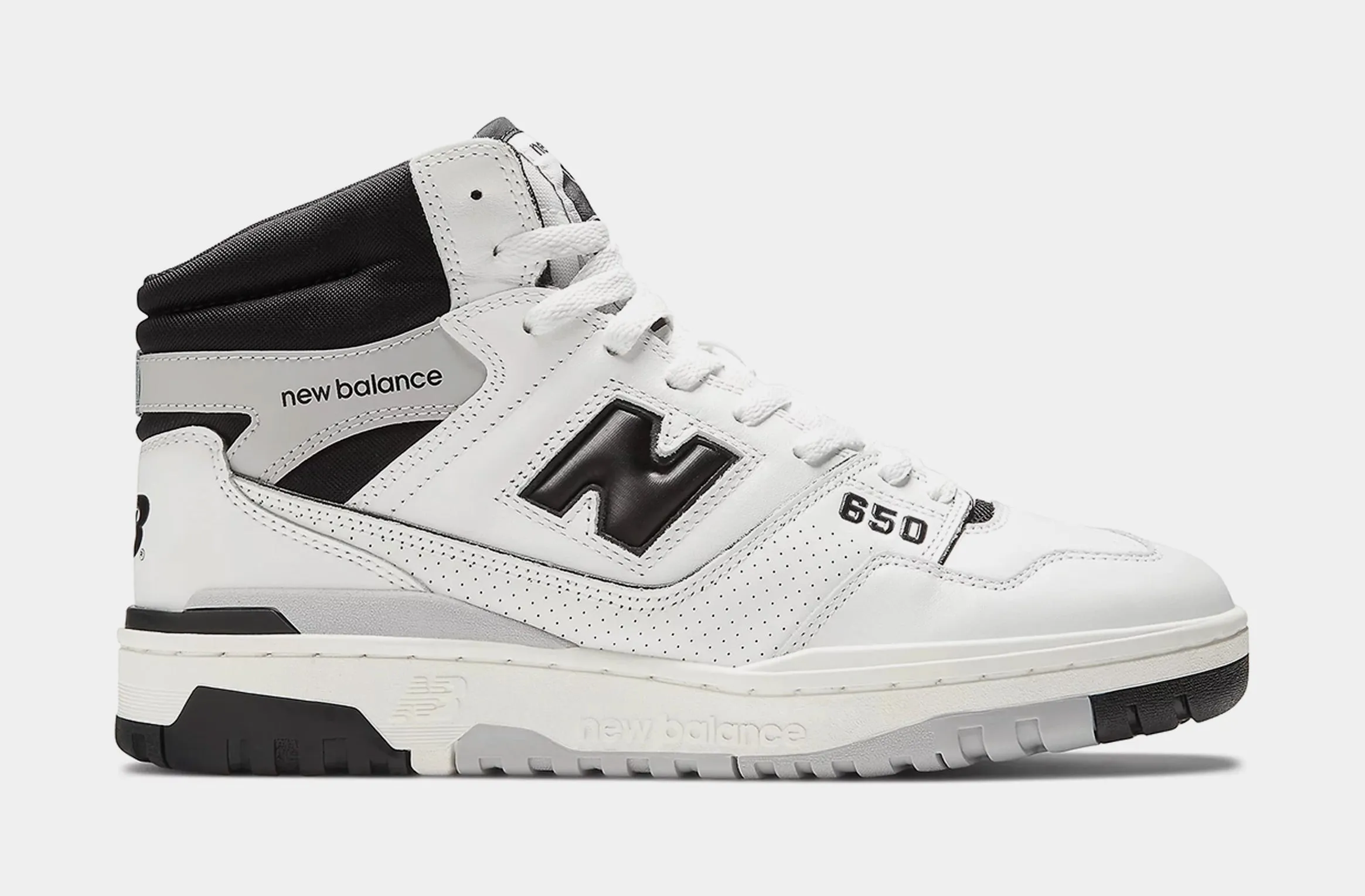 650 Mens Lifestyle Shoes (White/Black)