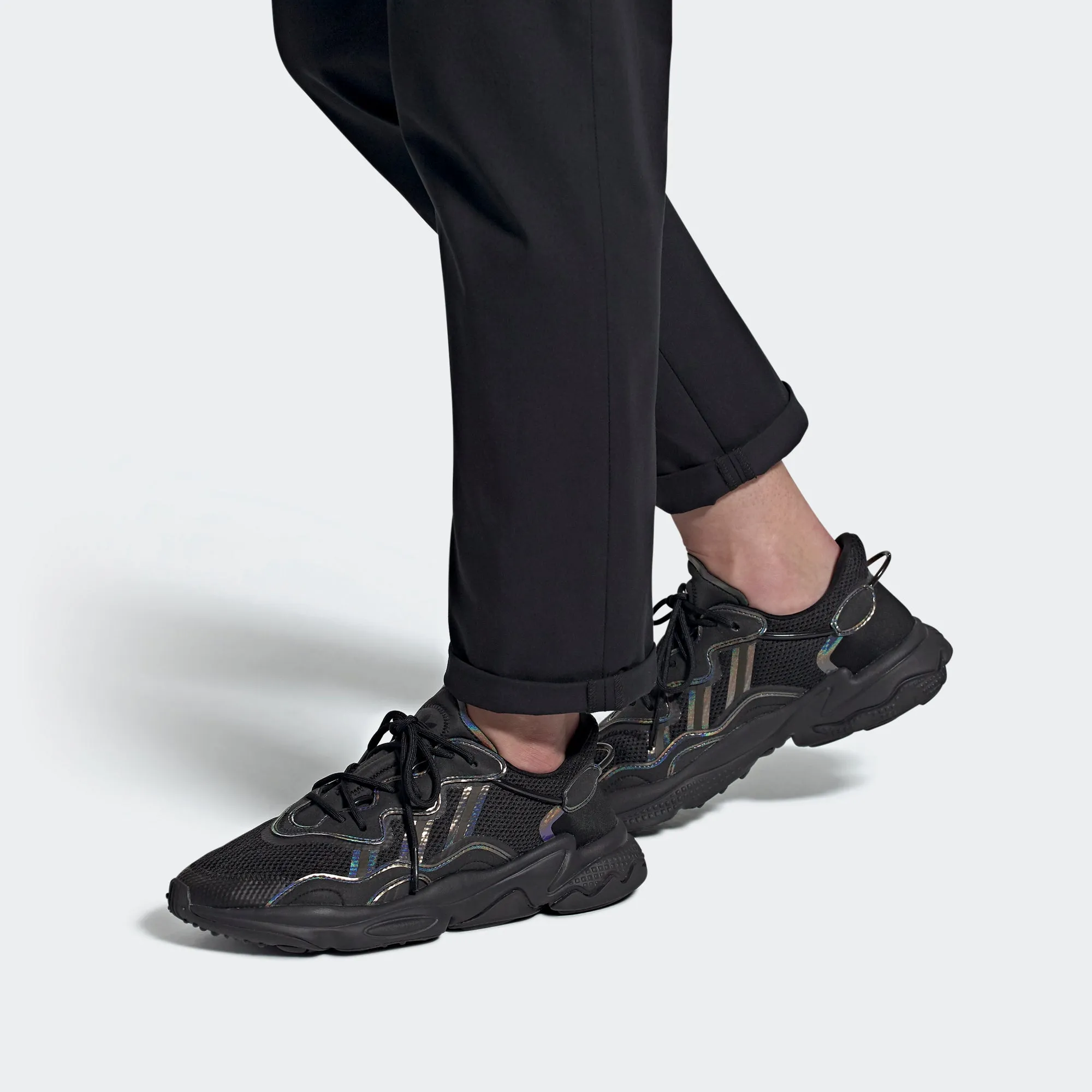 Men's adidas Originals Ozweego Shoes Black