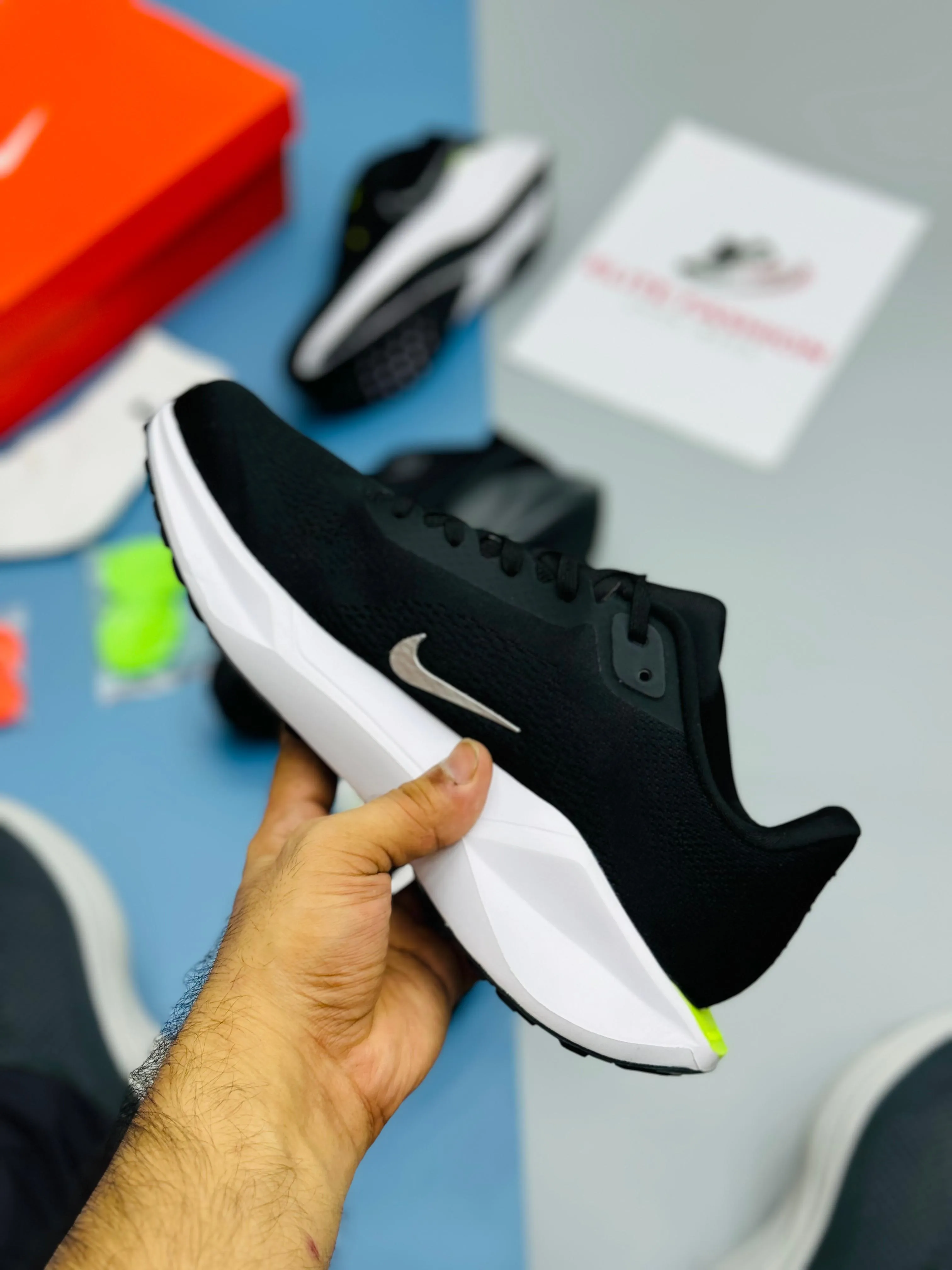 NK REACT PEGASUS 41-White (TOP PREMIUM)