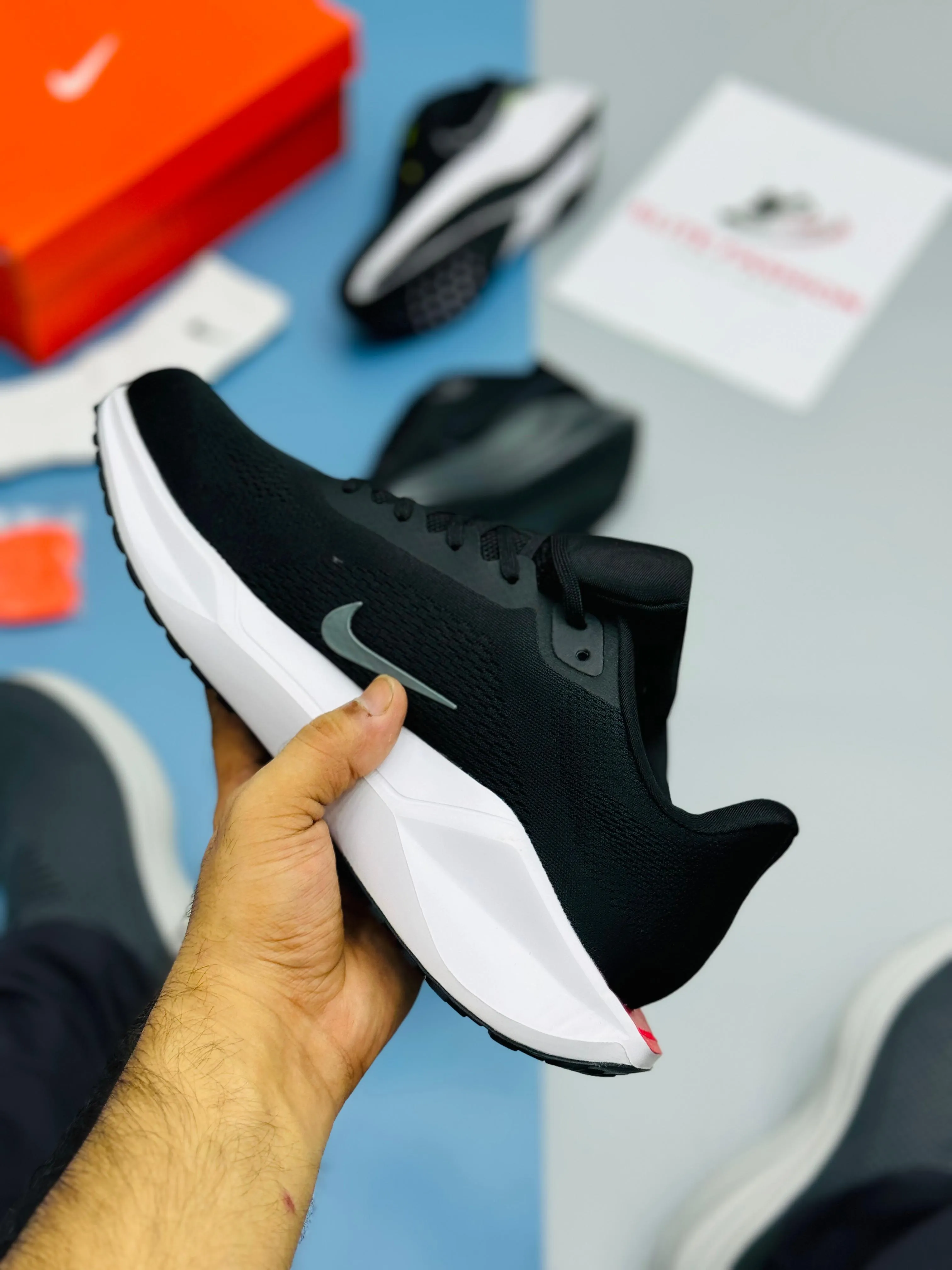 NK REACT PEGASUS 41-White (TOP PREMIUM)